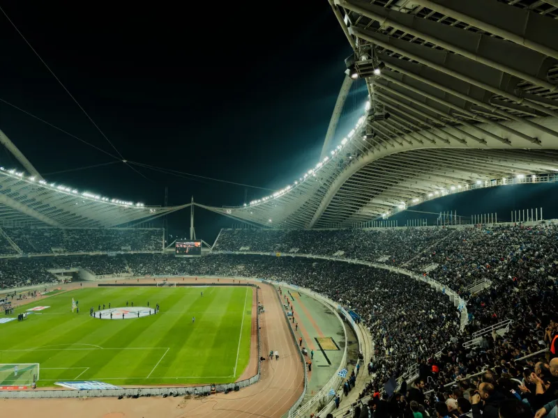 Prima del Fischio o Durante il Match? Come Scegliere il Momento Perfetto per Scommettere in Serie A