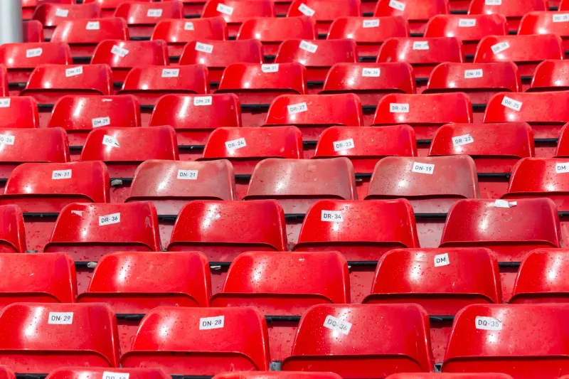 Stadi Pieni o Deserti: Come il Pubblico Muove le Quote in Serie A