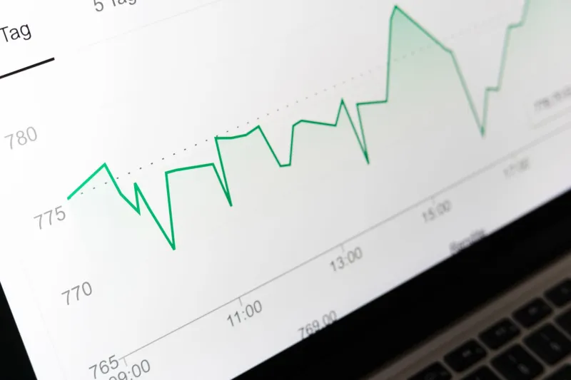 I Numeri che Nessuno Guarda (Ma Che Battono i Bookmaker): Statistiche Avanzate per Scommettere Meglio in Serie A